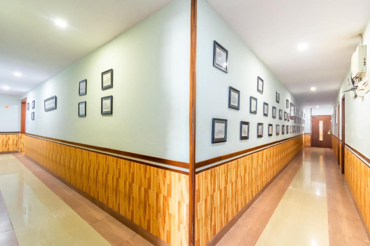 Opiam B&B A Business Hotel Kolkata Exterior photo